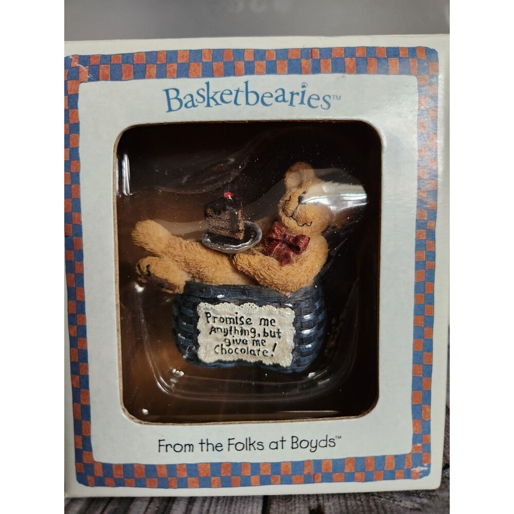 Boyds bear figurine "Sweetie"  brand new
